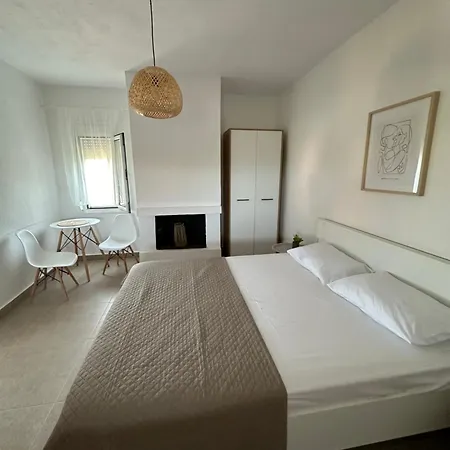 Wanderlust 2 Families House κάριανη καβάλας Case de vacanță